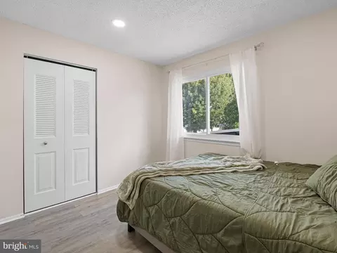 Bedroom - 74 Valley Forge Rd, New Castle, DE 19720 photo 3 of 6