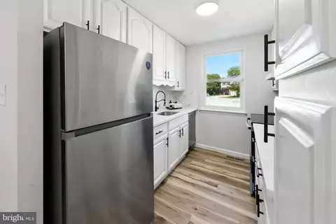 Kitchen - 170 Channing Dr, Bear, DE 19701 photo 3 of 3