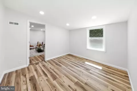 Entry Way - 170 Channing Dr, Bear, DE 19701 photo 3 of 10