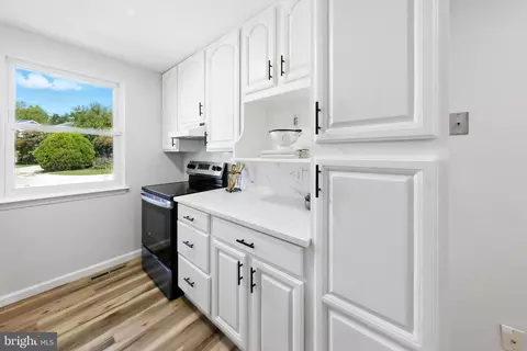 Kitchen - 170 Channing Dr, Bear, DE 19701 photo 1 of 3