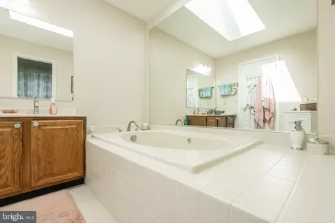 2 Whitehaven Ct, Newark, DE 19711 photo 18