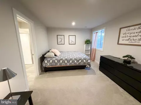 Bedroom - 8 Melissa Dr, Middletown, DE 19709 photo 18 of 19
