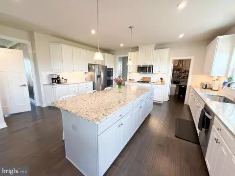 Kitchen - 8 Melissa Dr, Middletown, DE 19709 photo 2 of 4