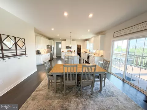 Dining - 8 Melissa Dr, Middletown, DE 19709 photo 4 of 4