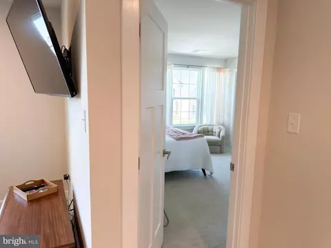 Entry Way - 8 Melissa Dr, Middletown, DE 19709 photo 6 of 10
