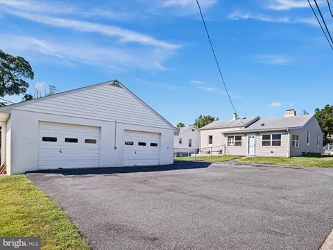 102 Central Ave, Wilmington, DE 19805