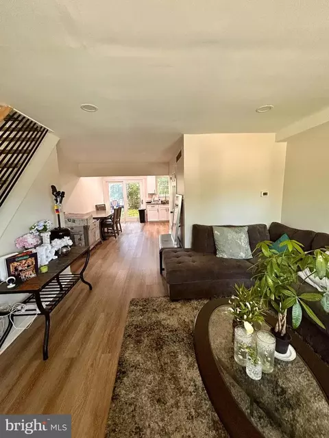 104 Thorn Ln, New Castle, DE 19720