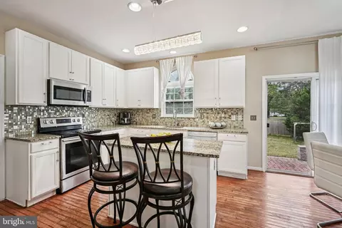 Kitchen - 1 Dalton Dr, Newark, DE 19702 photo 1 of 3