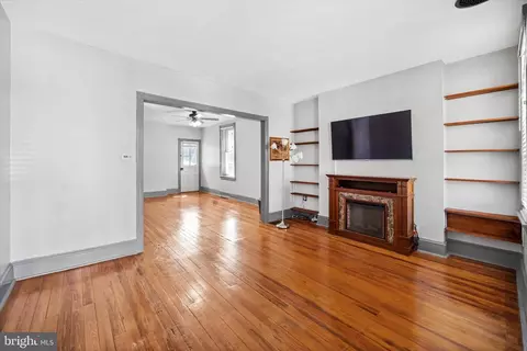 Living - 111 E Second St, New Castle, DE 19720 photo 2 of 6