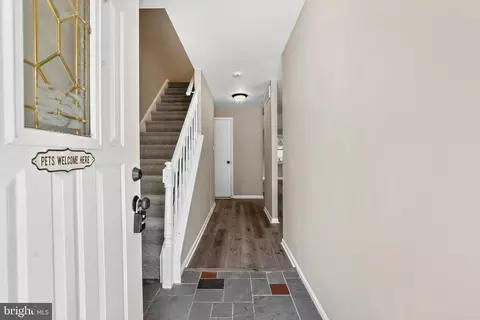 Entry Way - 30 Bradley Dr, Newark, DE 19702 photo 1 of 10