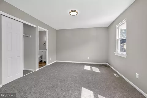 Bedroom - 30 Bradley Dr, Newark, DE 19702 photo 1 of 3