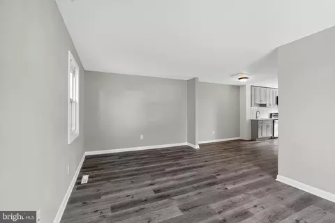 Living - 30 Bradley Dr, Newark, DE 19702 photo 1 of 2