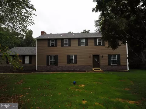322 Wallace Dr, Newark, DE 19711