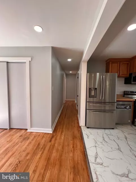 Entry Way - 129 Kingston Dr, Bear, DE 19701 photo 1 of 2