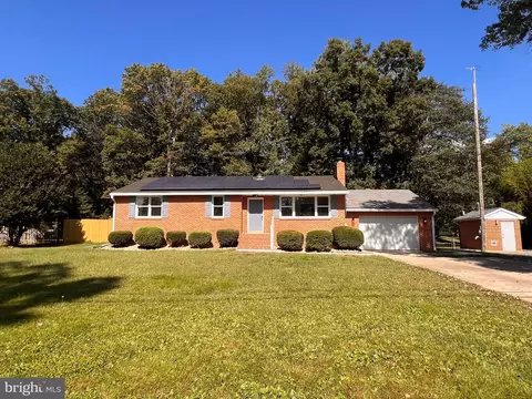 Exterior - 129 Kingston Dr, Bear, DE 19701 photo 3 of 13