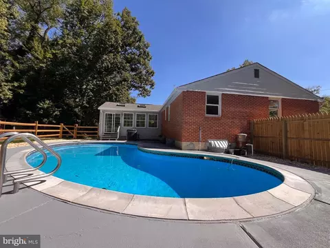 Exterior - 129 Kingston Dr, Bear, DE 19701 photo 8 of 13