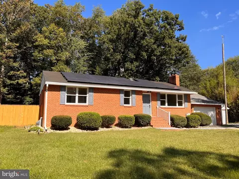 Exterior - 129 Kingston Dr, Bear, DE 19701 photo 1 of 13