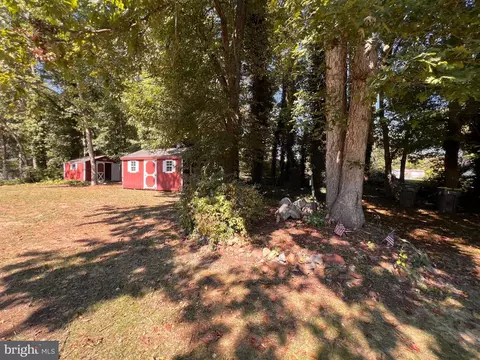 Exterior - 129 Kingston Dr, Bear, DE 19701 photo 13 of 13