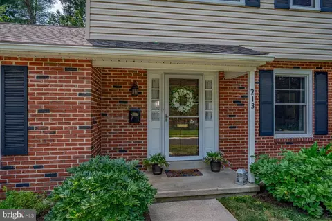 Other - 213 Hanover Pl, Newark, DE 19711 photo 1 of 6