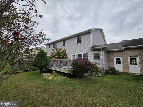Exterior - 24 Dynasty Dr, Bear, DE 19701 photo 2 of 4