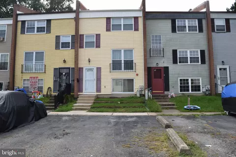 216 Whitherspoon Ln, Newark, DE 19713