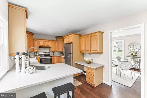 Kitchen - 28 Merry Rd, Newark, DE 19713 photo 2 of 4