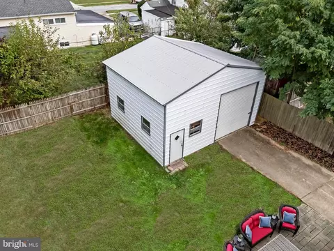 View/Area - 28 Merry Rd, Newark, DE 19713 photo 1 of 2
