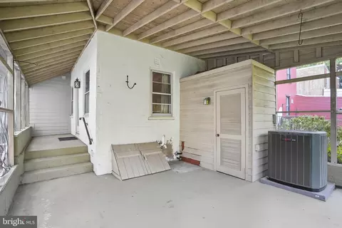 132 E 3rd St, New Castle, DE 19720 photo 17