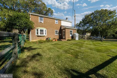 Exterior - 724 Brook Dr, Newark, DE 19713 photo 10 of 10