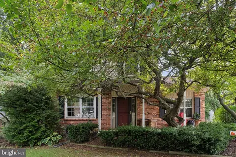 18 Washington Ave, Wilmington, DE 19810