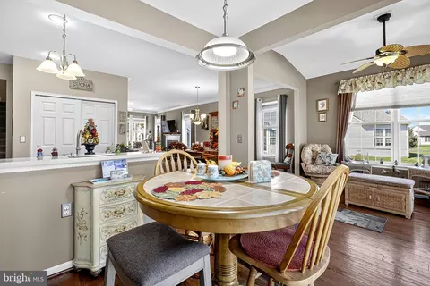 Dining - 402 Topiary Ln, Middletown, DE 19709 photo 4 of 4