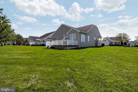 Exterior - 402 Topiary Ln, Middletown, DE 19709 photo 4 of 12