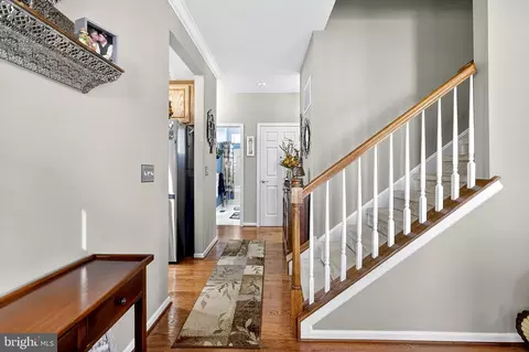 Entry Way - 402 Topiary Ln, Middletown, DE 19709 photo 6 of 10