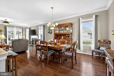 Dining - 402 Topiary Ln, Middletown, DE 19709 photo 3 of 4