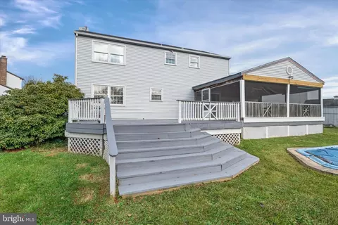 Exterior - 7 Wichess Way, Newark, DE 19702 photo 11 of 15