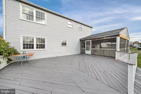 Exterior - 7 Wichess Way, Newark, DE 19702 photo 10 of 15