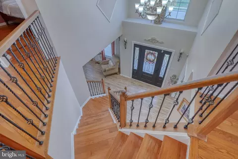 Entry Way - 348 Starboard Dr, Bear, DE 19701 photo 4 of 13