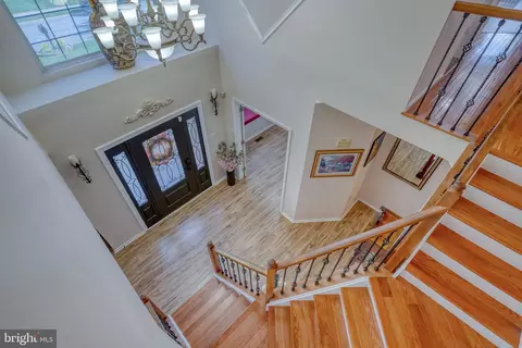 Entry Way - 348 Starboard Dr, Bear, DE 19701 photo 3 of 13