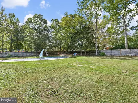 222 Caravel Dr, Bear, DE 19701 photo 4