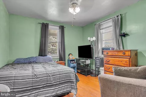 Bedroom - 300 Capitol Trl, Newark, DE 19711 photo 1 of 2