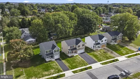 306 Nowland Ln, Delaware City, DE 19706