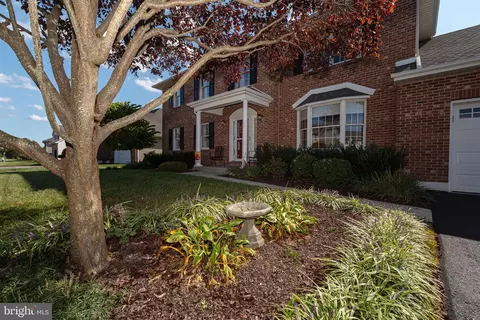Exterior - 9 Biltmore Ct, Bear, DE 19701 photo 5 of 15