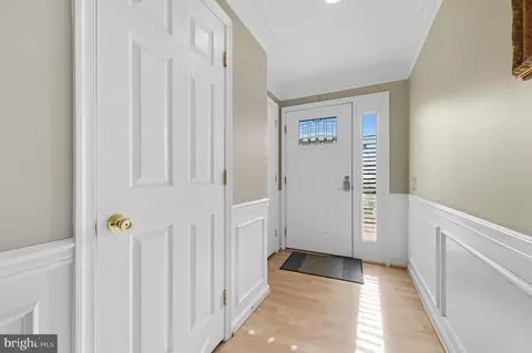 Entry Way - 9 Lisa Dr, Newark, DE 19702 photo 1 of 5