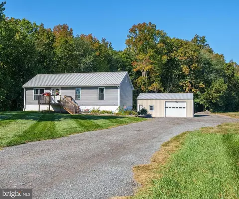 310 Ebenezer Church Rd, Townsend, DE 19734