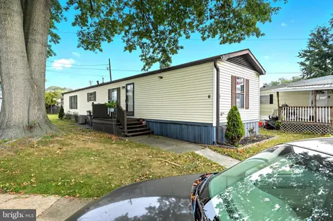 734 Pulaski Hwy, Bear, DE 19701