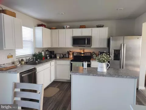 Kitchen - 337 Mingo Way, Townsend, DE 19734 photo 2 of 4
