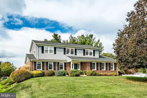 13 Valerie Dr, Bear, DE 19701