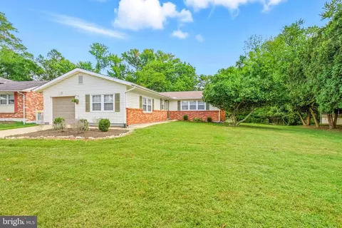 2623 E Riding Dr, Wilmington, DE 19808