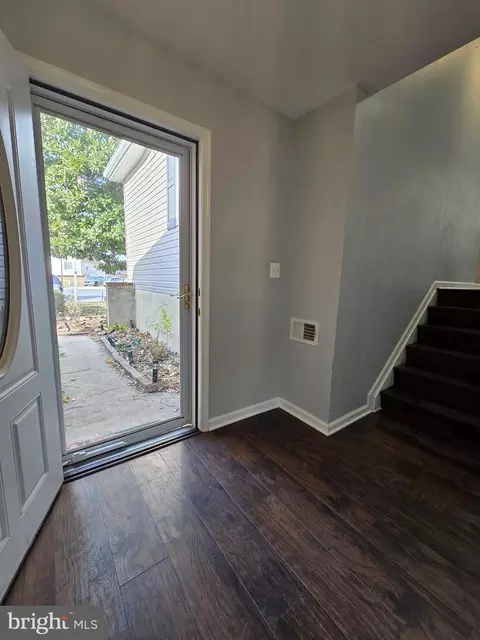 Entry Way - 6 Harpers Pl, Bear, DE 19701 photo 1 of 3