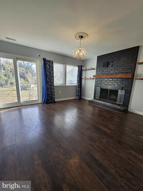 Living - 6 Harpers Pl, Bear, DE 19701 photo 1 of 2